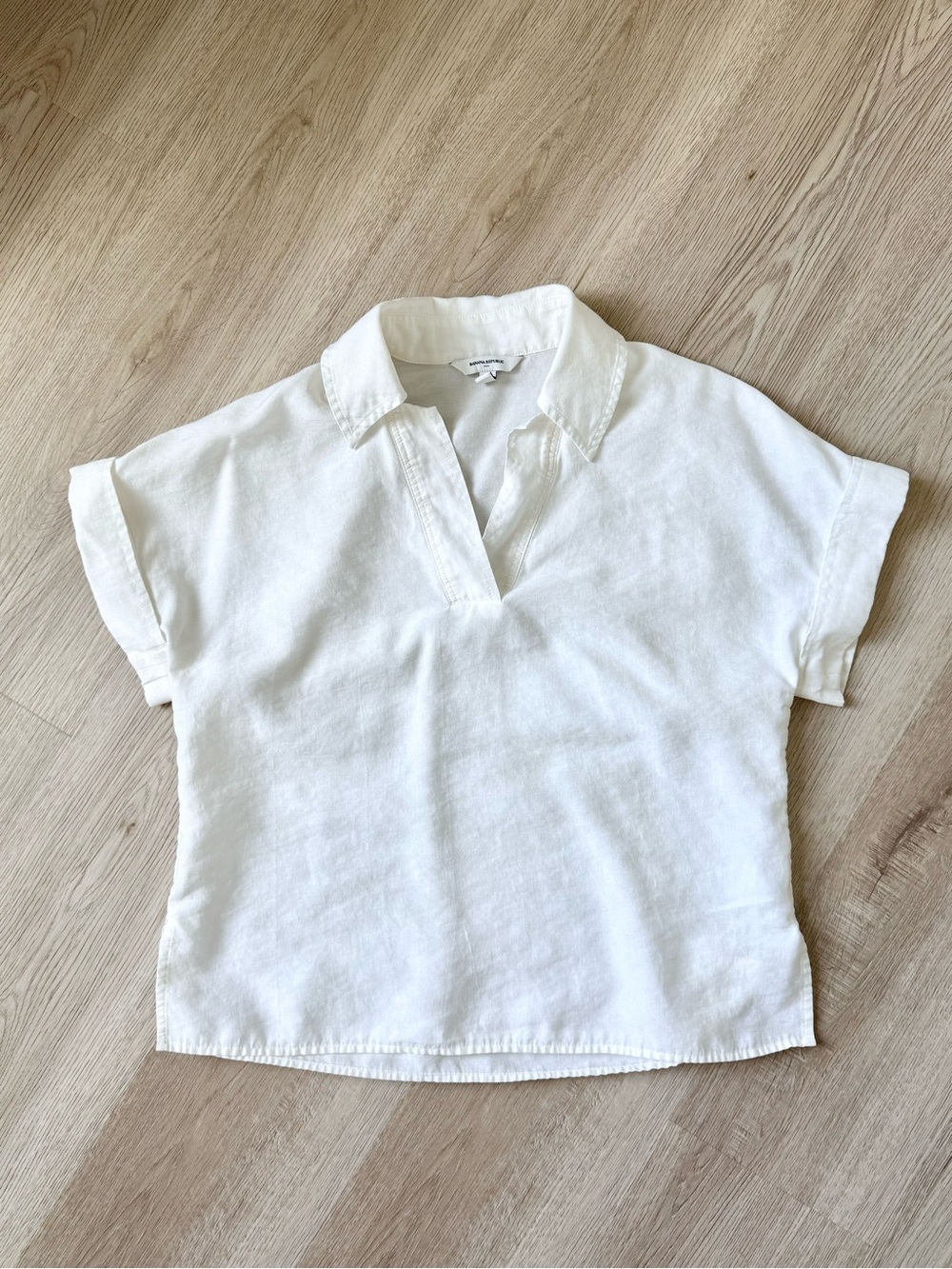 Banana Republic White Short Sleeve Popover Top